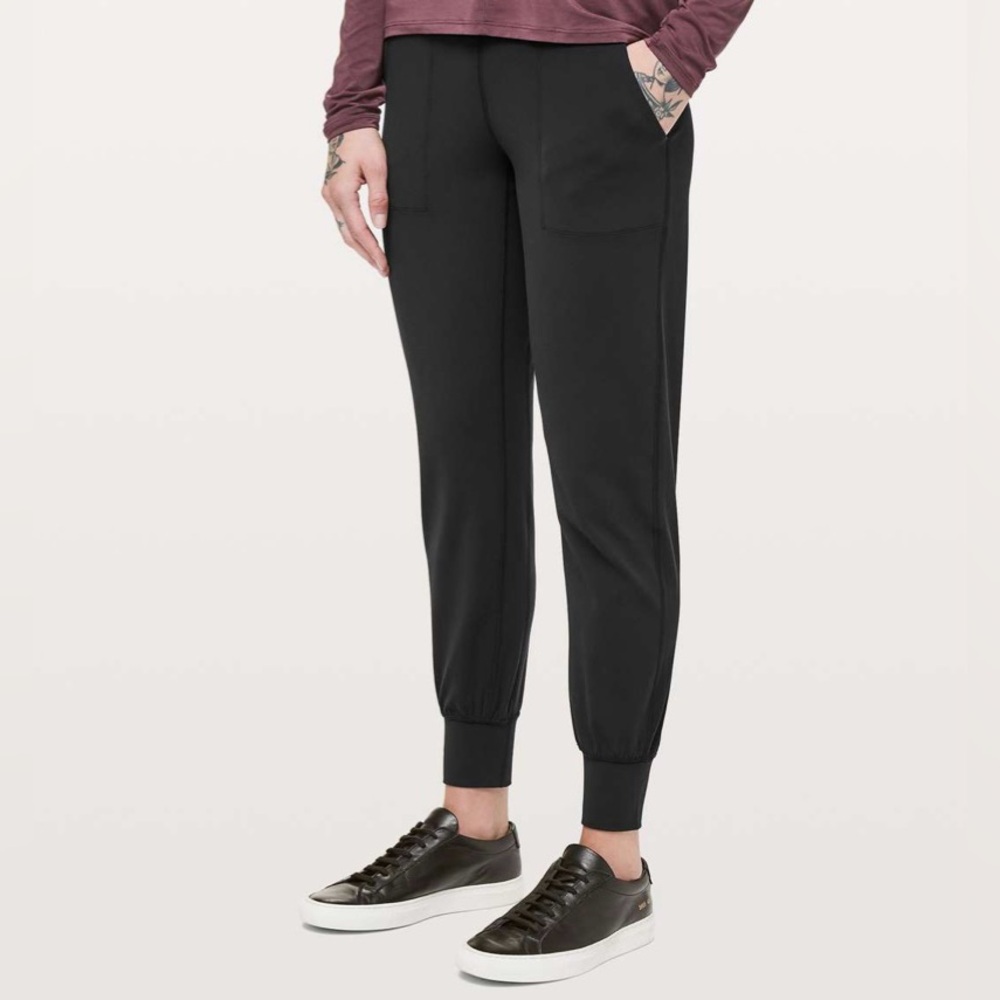 Lululemon Align Jogger 28" Black